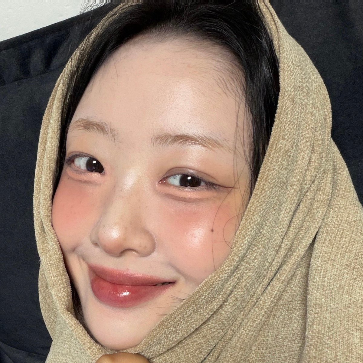 Yves Support tweet media