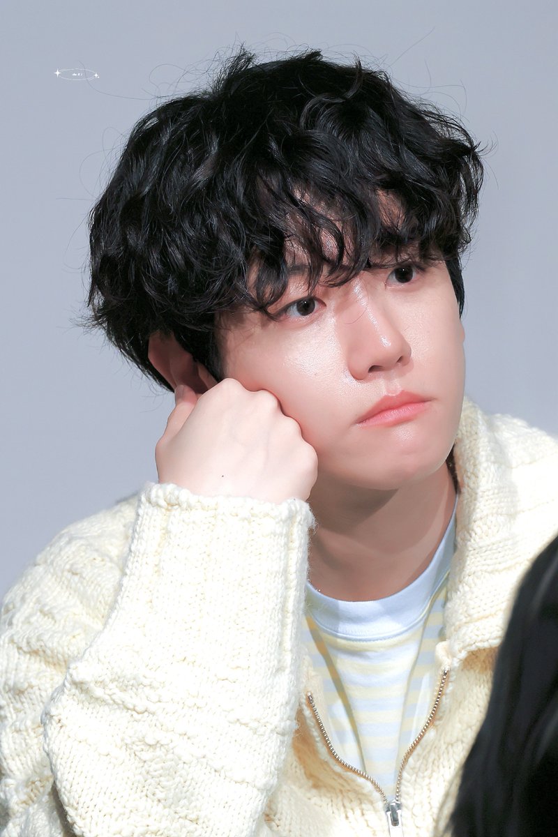 찰리´ 0 ` tweet media