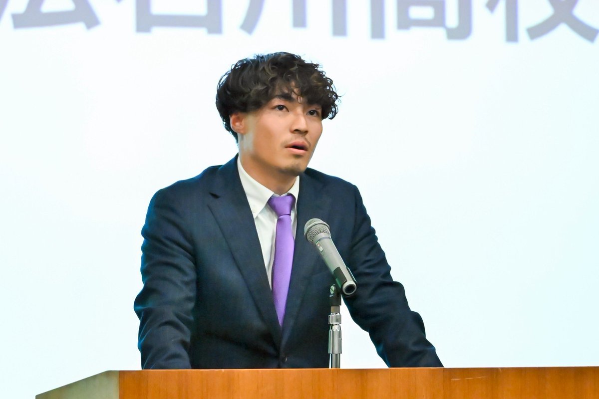 h_aito0909's tweet photo. この度、文教大学体育会サッカー部を卒部しました！

「サッカー人生史上もっと熱い時間にできたか」

この問いに胸を張って「なった」と答えられたことが本当に幸せな瞬間でした。

僕に関わってくれたみなさん、本当にありがとうございました！

#文教大学体育会サッカー部 https://t.co/hSo4VWQSFx
