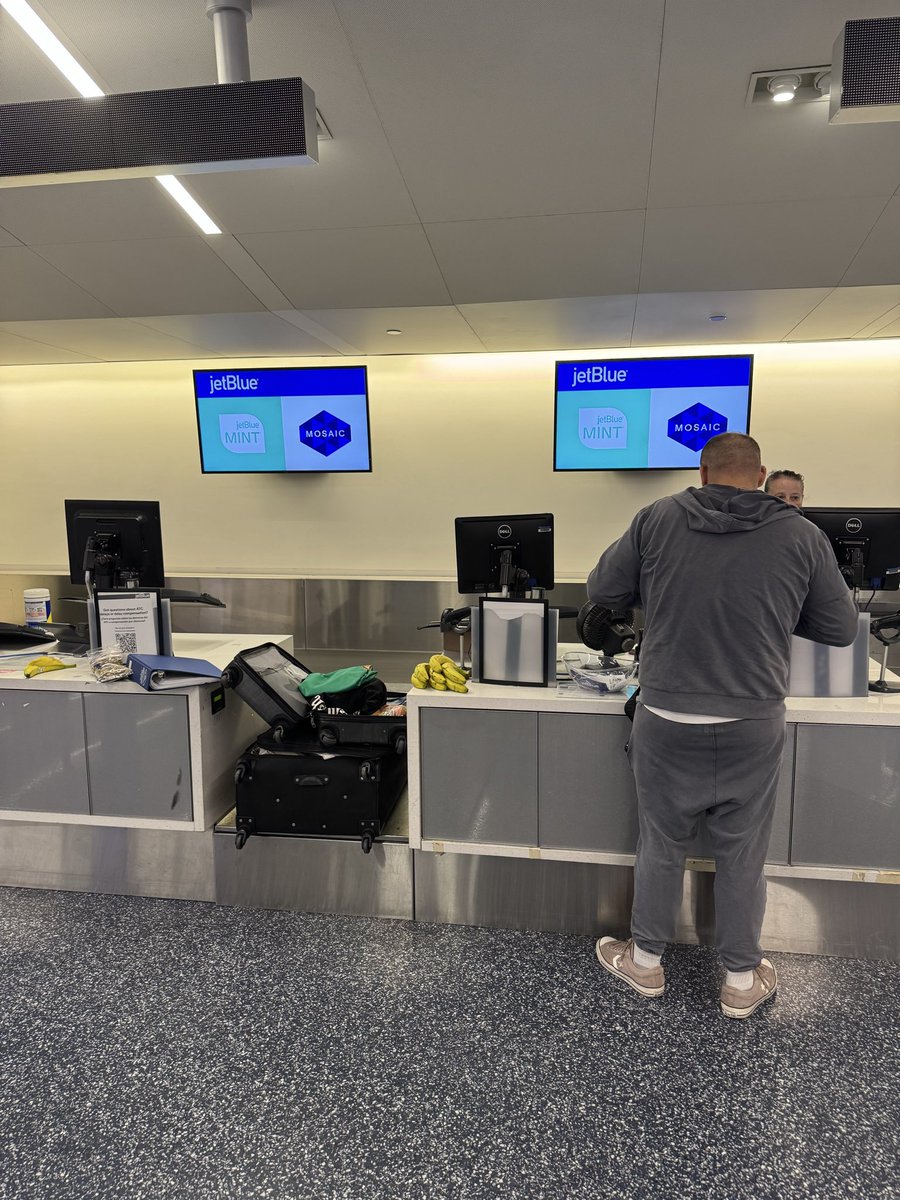 Your Pal Al tweet media