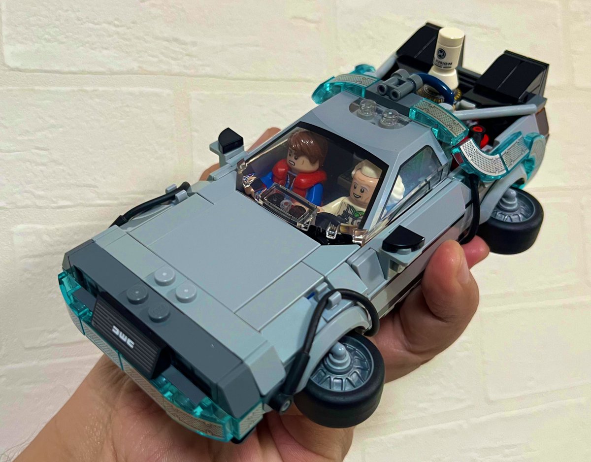 岡本健@『VTuber学』(岩波書店)Vtuber「ゾンビ先生」 tweet media