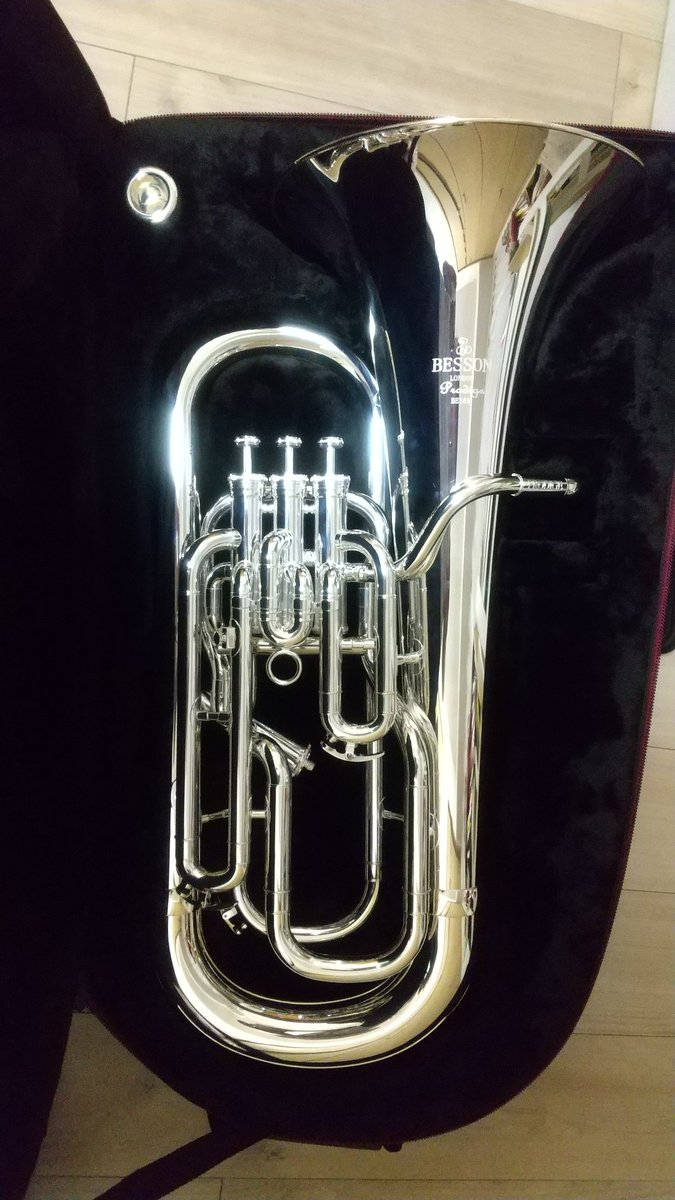 megunenko tweet media