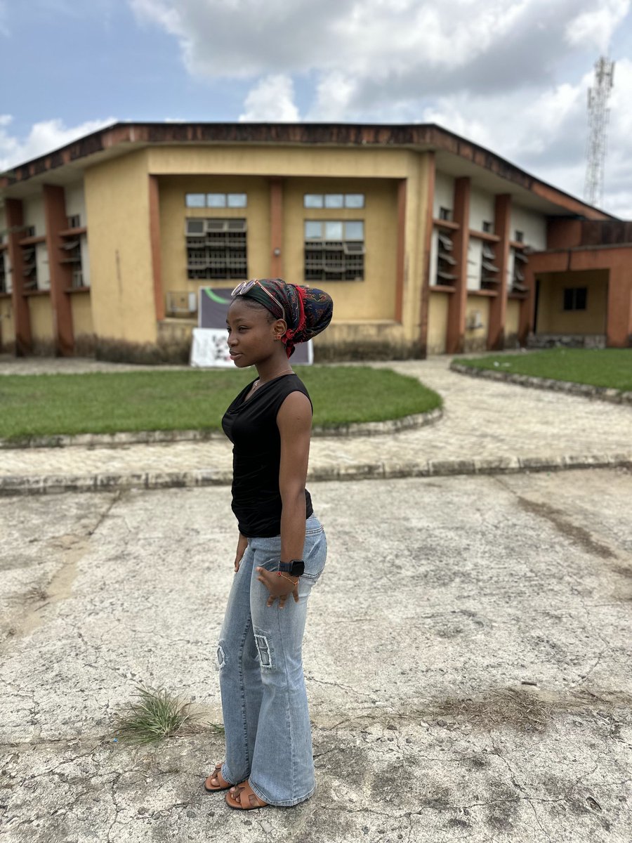 ririgirlnotbad 🥀 tweet media