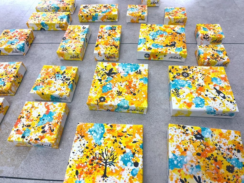 silsil_ism's tweet photo. 【企画展🗼東京】⚡︎新作⚡︎

ソニーミュージックさん運営の
神保町 NEW GALLERY にて展示します。

京都から東京へ🎹
新作を展示いたします☺︎
グッズなども販売予定⚡︎

「Neo-Arts-Revolt」
2026.04.03 fri - 04.19 sun.

🕐平日 14:00 – 19:00 / 
土・日・祝日 12:00 – 19:00　
※月曜休廊／4/9(木)のみ14:00-17:00

📍東京都千代田区神田神保町一丁目28-1 mirio神保町 1階
NEW GALLERY
🎫入場無料 / Admission Free

🔗 https://t.co/8U64xhiHW0