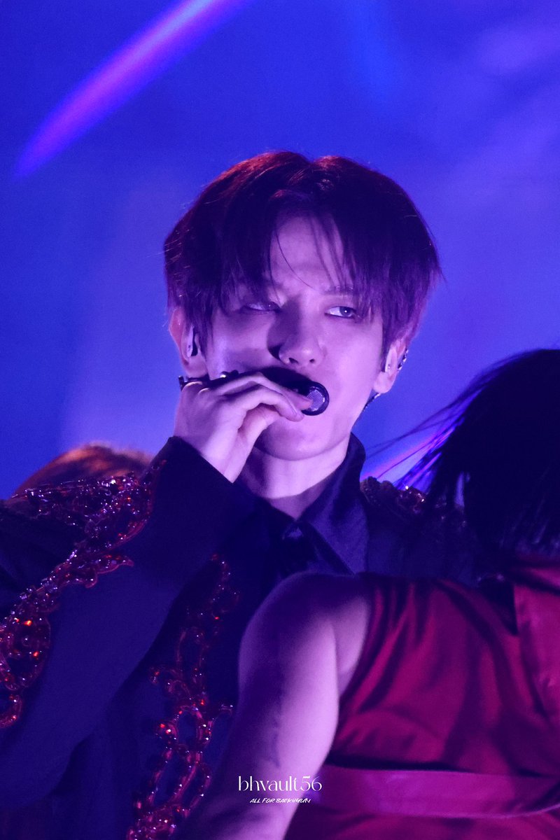 bhvault56's tweet photo. 2025 BAEKHYUN WORLD TOUR
'Reverie dot' in SEOUL
26.01.04

💜🖤💜🖤

#BAEKHYUN #백현 #Reverie #ReveriedotSEOUL https://t.co/J1bbfsAF56