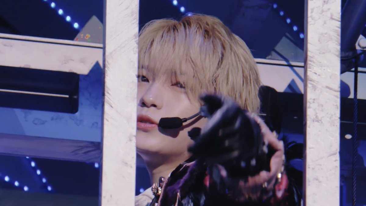 西畑大吾 顔 tweet media