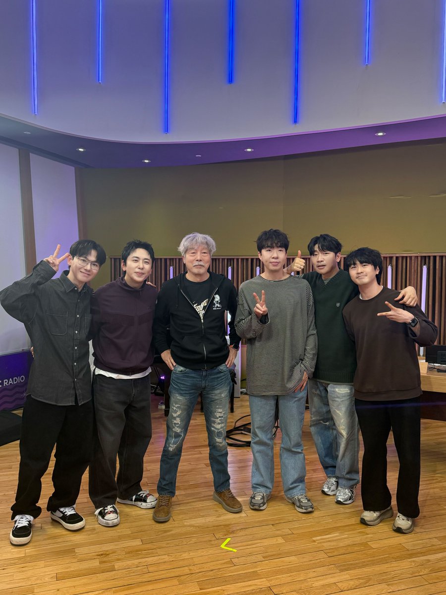 데이브레이크 (Daybreak) tweet media