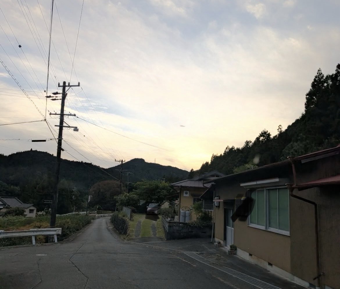 退職届温め早や3年OL tweet media