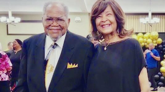 I miss you so much Dad.
Thinking of you on what would have been your 93rd birthday.
I carry you with me every day and feel your spirit in my heart.
Faithful, wise, and good. Always the best. And what a love you and Mom shared.❤️