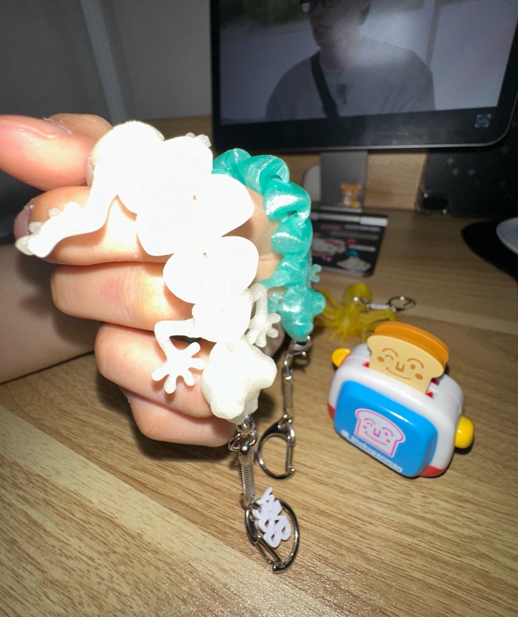 lee강강쥬 tweet media