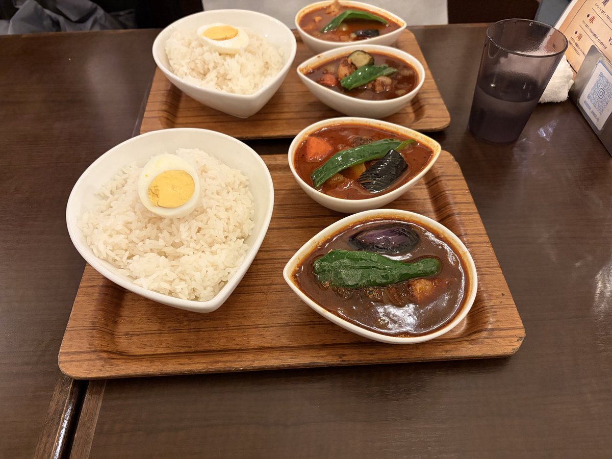 ccbfromscratch's tweet photo. 神保町のカレーが美味すぎてハシゴしました https://t.co/faje0MlFCT