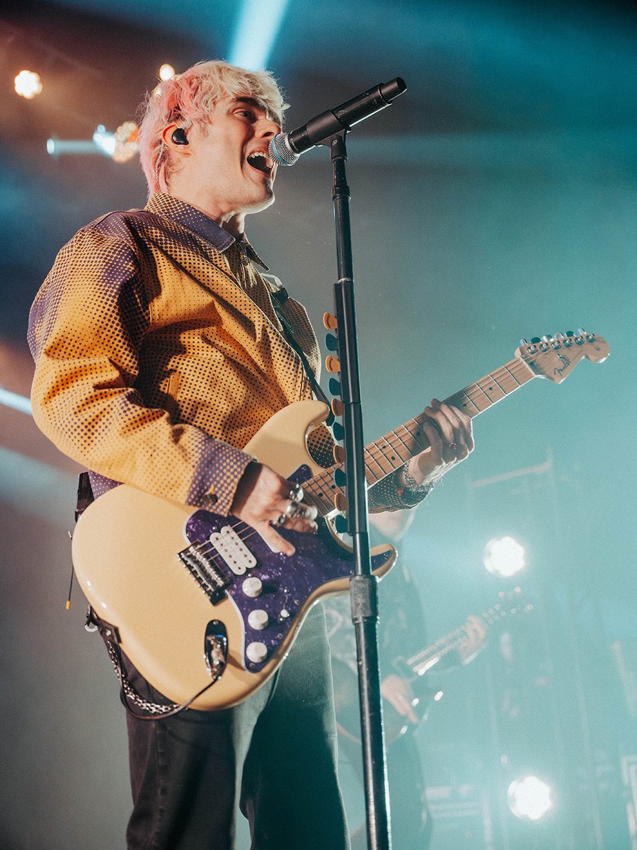 V13 Media tweet media