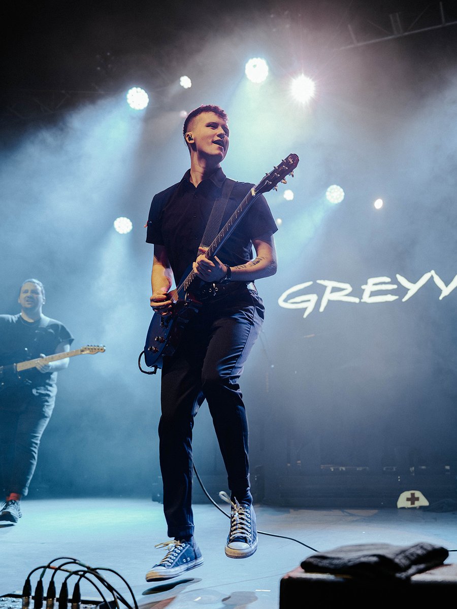 V13 Media tweet media