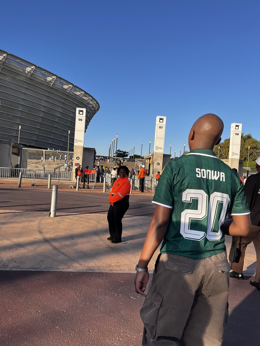 the sun. tweet media