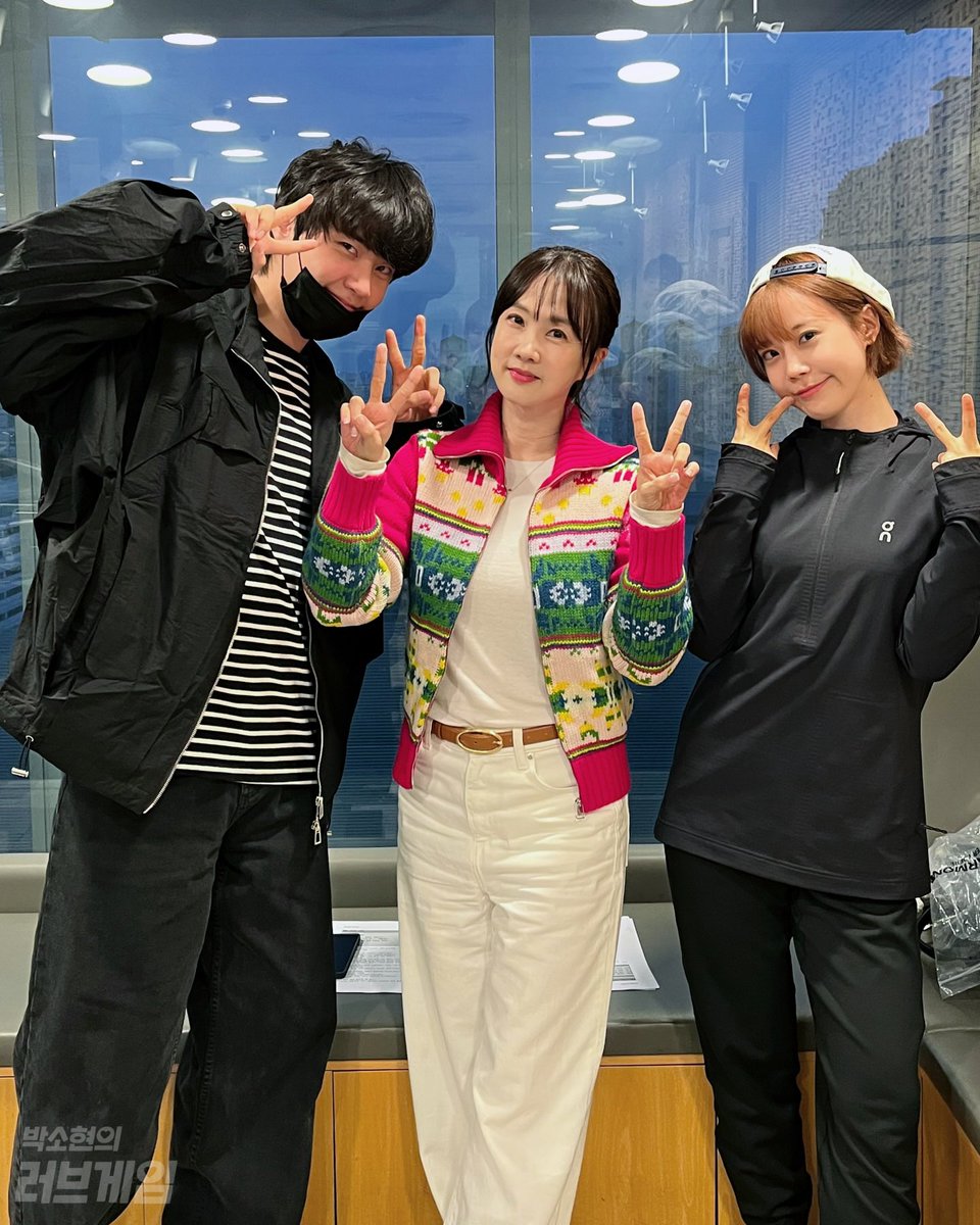 YJJH ˓˓ฅ՞•ﻌ•՞ฅෆ˒˒ tweet media