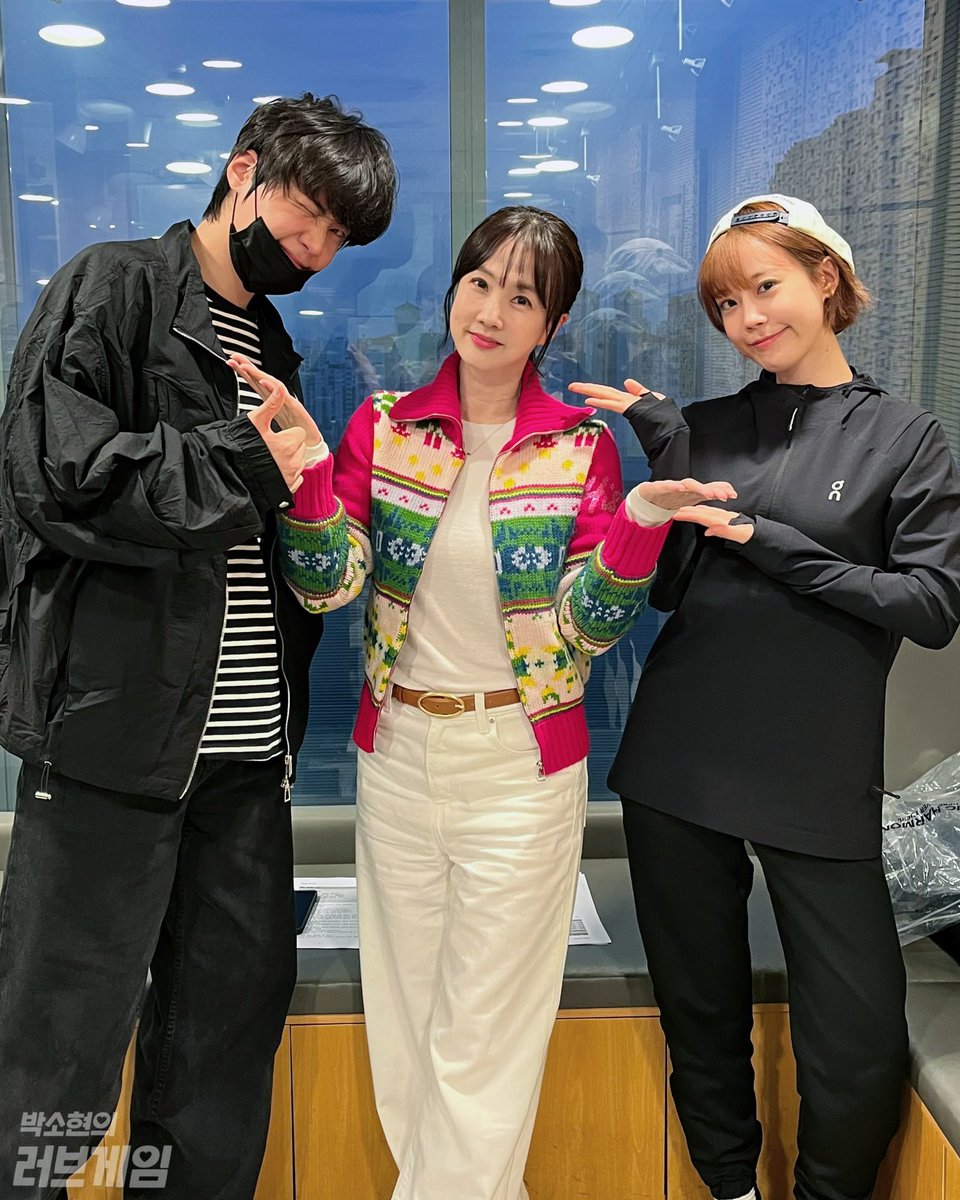 YJJH ˓˓ฅ՞•ﻌ•՞ฅෆ˒˒ tweet media