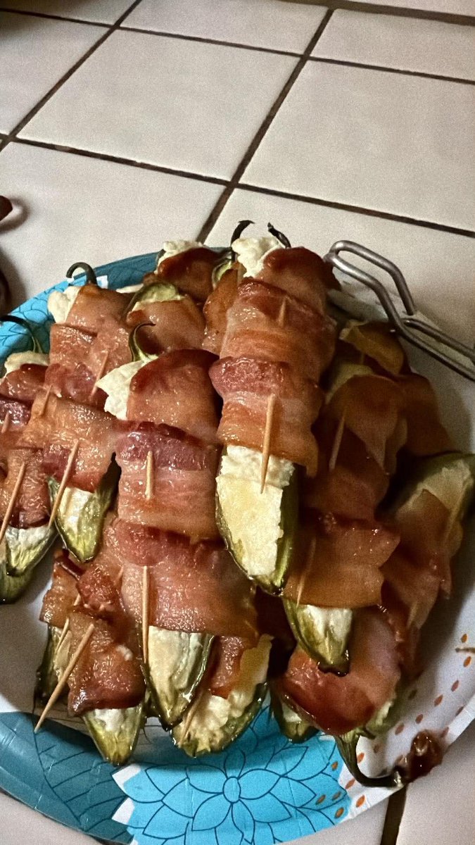 the few lizards tweet media