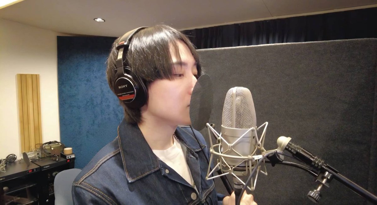 げまげま tweet media