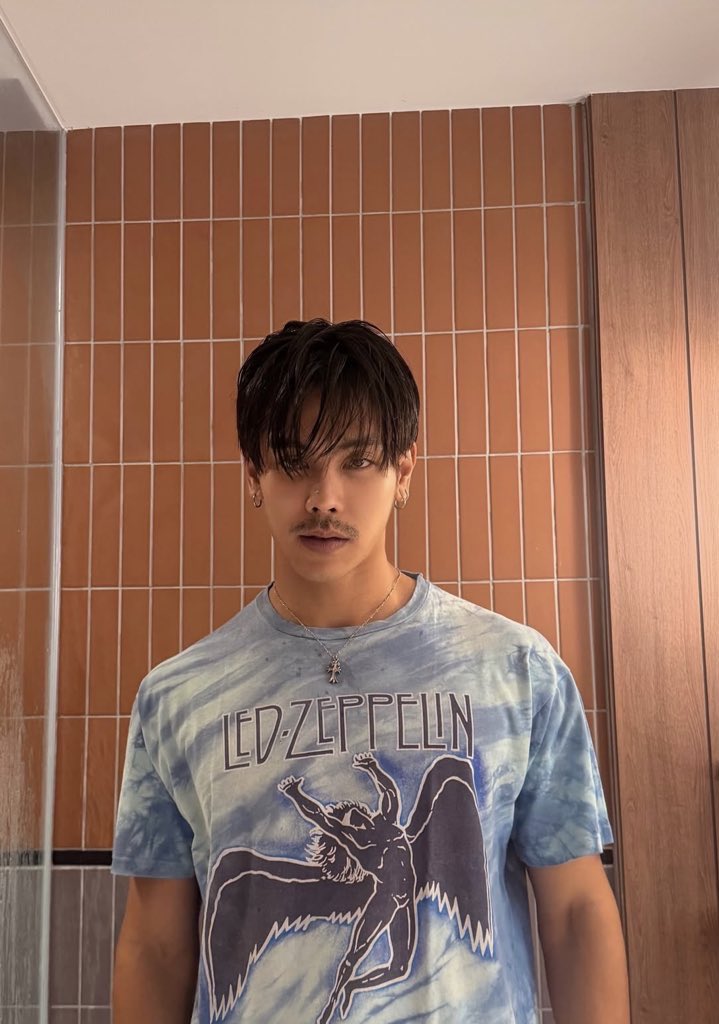 บาบิส一爱z tweet media