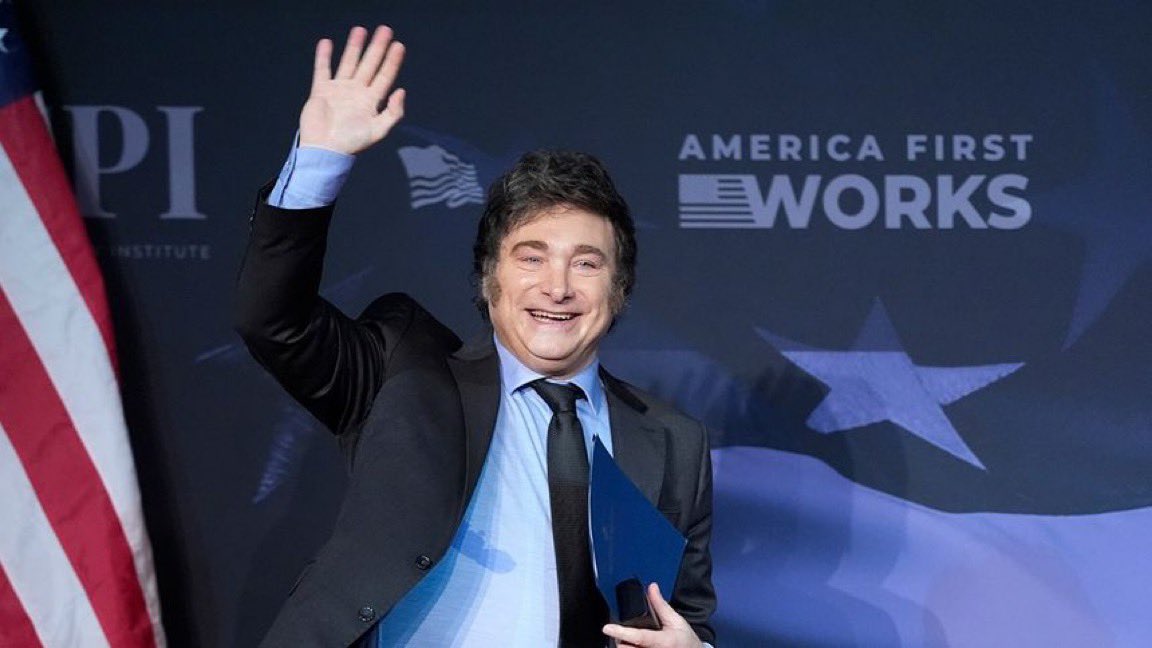 Jimlegare's tweet photo. Le niveau de pauvreté en Argentine est en son plus bas niveau en 7 ans. 

Le libéralisme fonctionne, Javier Milei en est la preuve vivante. 

Le Québec doit s’en inspirer. https://t.co/c1ToU2VDvi