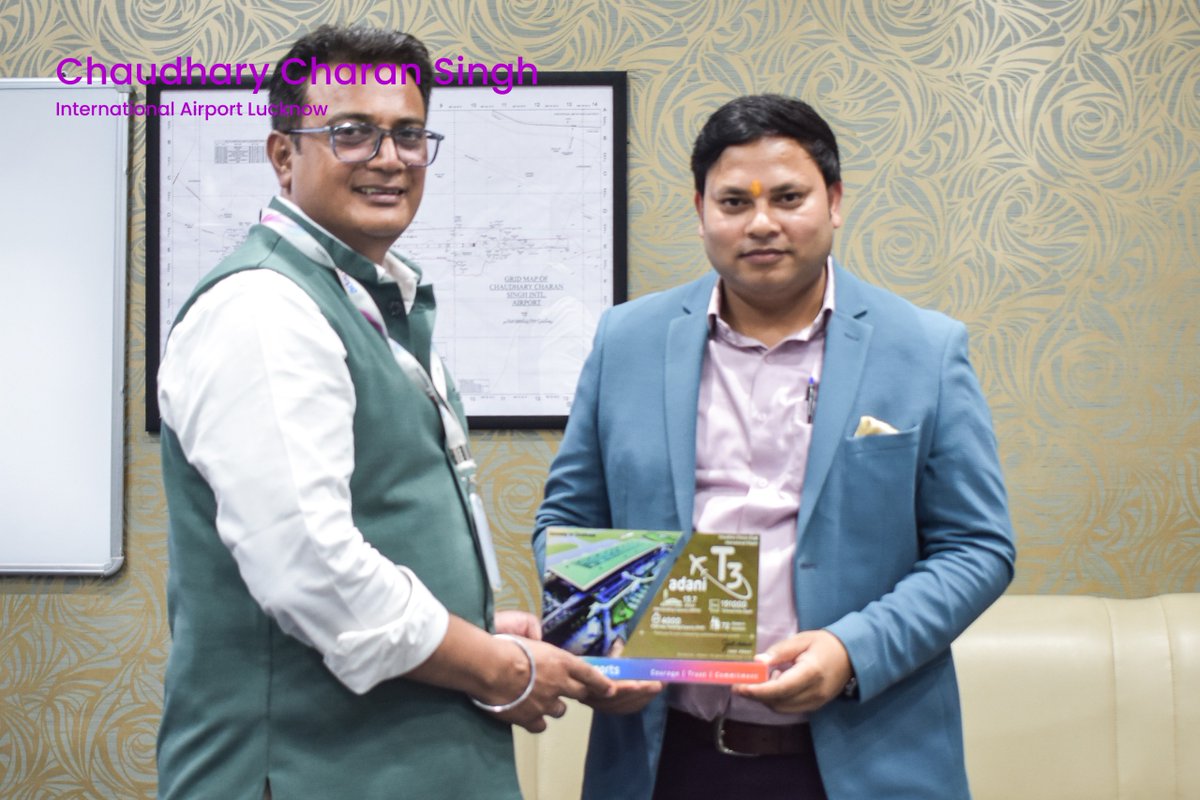 lkoairport's tweet photo. #LucknowAirport enhances connectivity with the launch of new city bus services from Terminal 3.

Introduced in collaboration with Lucknow City Transport Services Limited (LCTSL), the service connects the airport to key locations across the city, offering passengers and airport personnel a safe, reliable, and affordable mode of travel.

With routes linking CCSIA to Hazratganj and Awadh Bus Station (Kamta), this initiative strengthens last-mile connectivity while supporting more sustainable urban mobility.

#CCSIA #UrbanMobility #PassengerExperience
