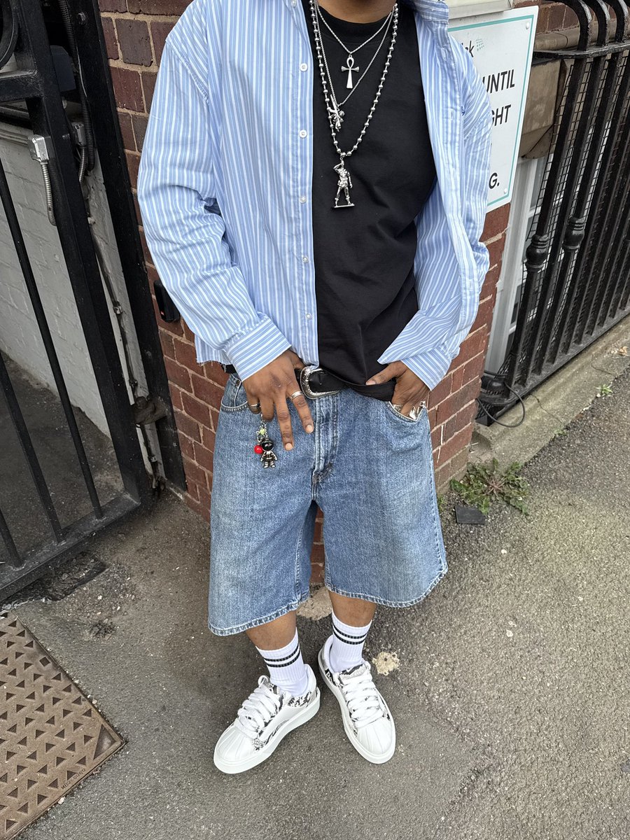 RICHIESVOGUE tweet media