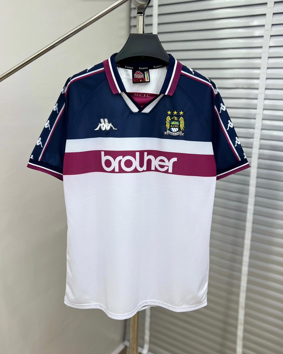 Herbaycity Place Jersey 🔌 tweet media