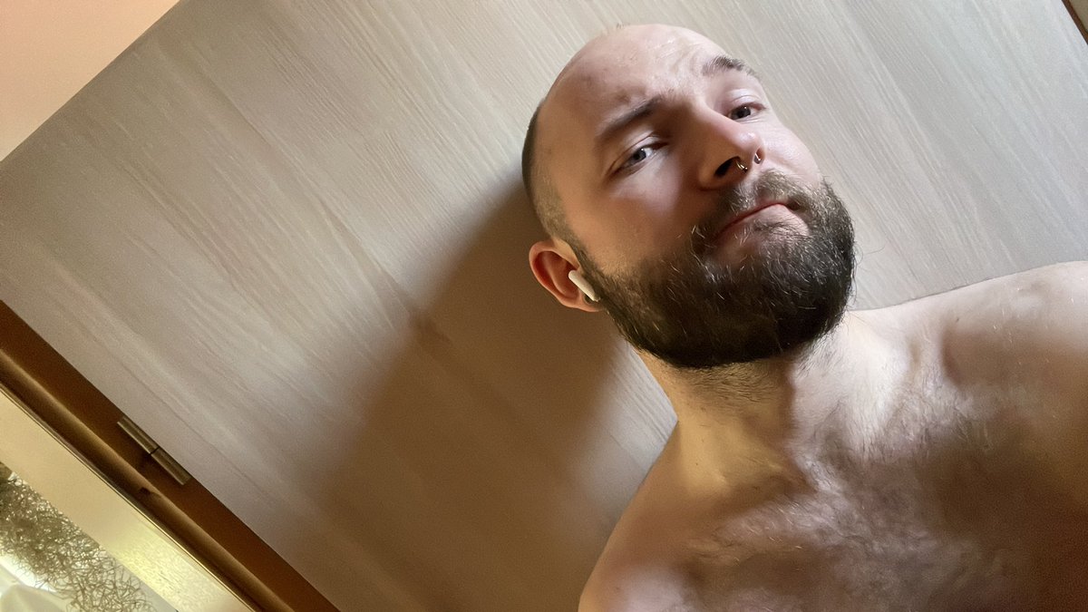 House cleaning should be a f*cking sport 🫠🫠