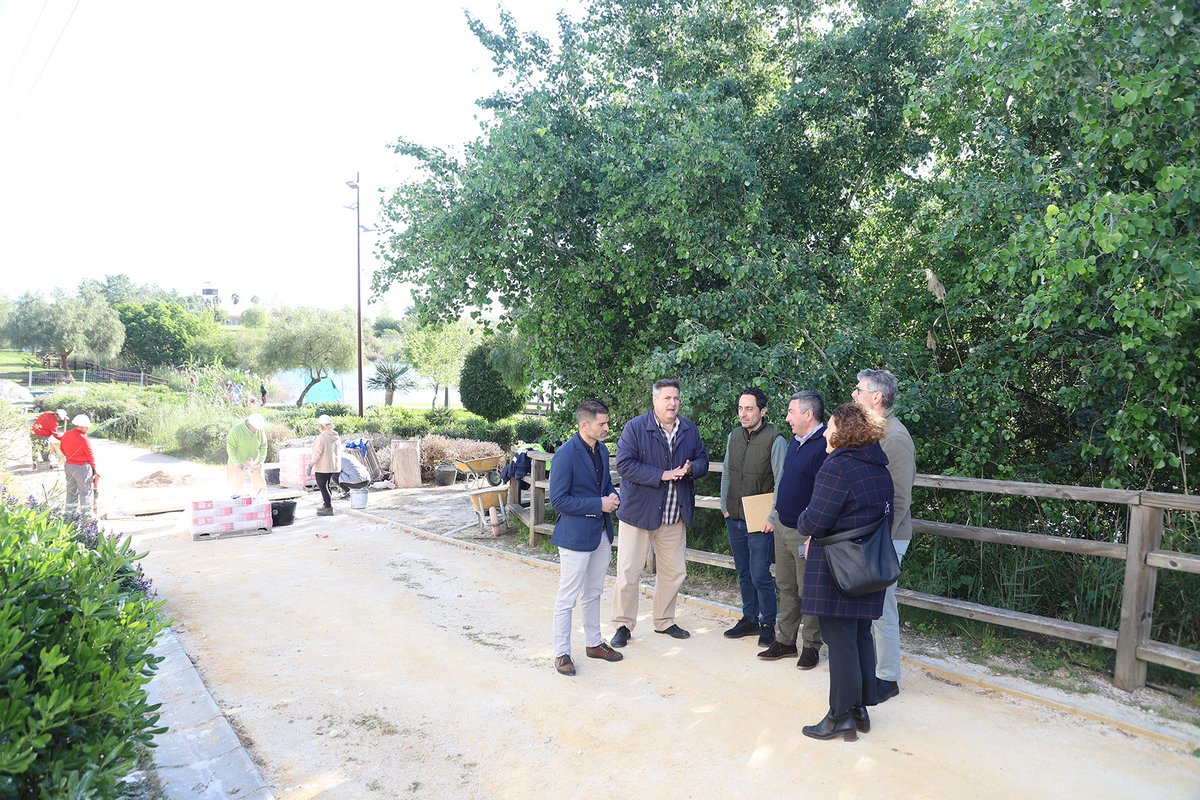 LaRinconada_Web's tweet photo. Más de 850.000 euros para dar un impulso al parque de #LasGraveras
Las obras se están desarrollando a través de la AEPSA Garantía de Rentas para modernizar y adecuar el recinto y finalizarán el próximo mes de diciembre 💙🌿🪴 #LaRinconada https://t.co/a8SDCxri58 https://t.co/KcpdHVaV33