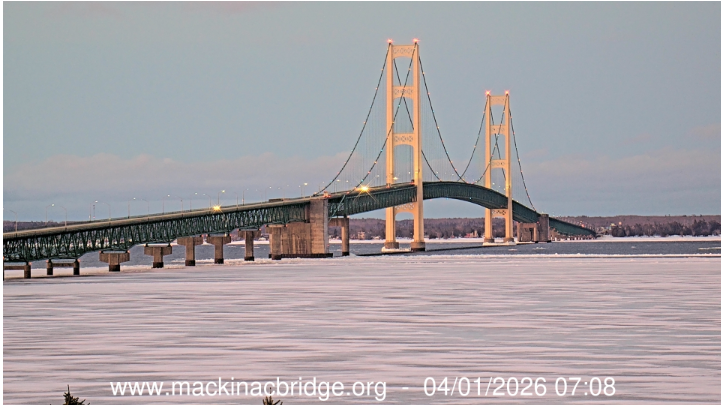The Mackinac Bridge tweet media