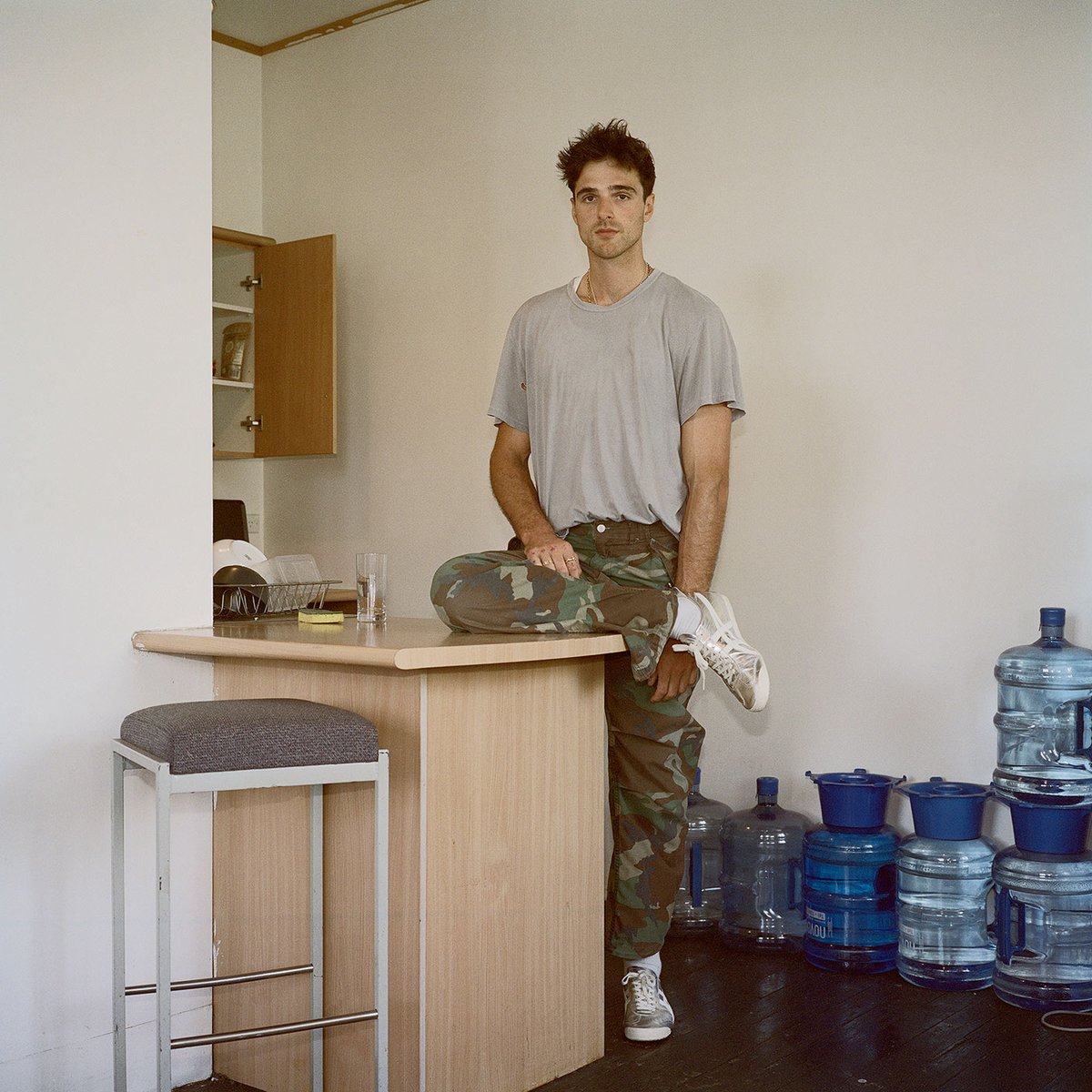 📸  Jacob Elordi Photographed by Ingvar Kenne, While Shooting “The Narrow Road to the Deep North” (2025), Sydney, NSW, Australia, 2023. [HD] 🎞️🇦🇺

#NarrowRoad #JacobElordi #DorrigoEvans #JustinKurzel #IngvarKenne #PrimeVideo #Photography #Portrait #Stills #Sydney #HD #2023 #2020s