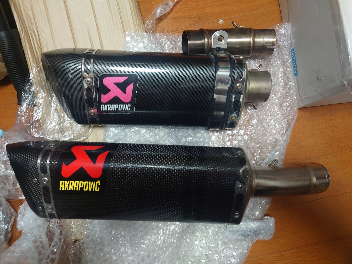 まえきん tweet media