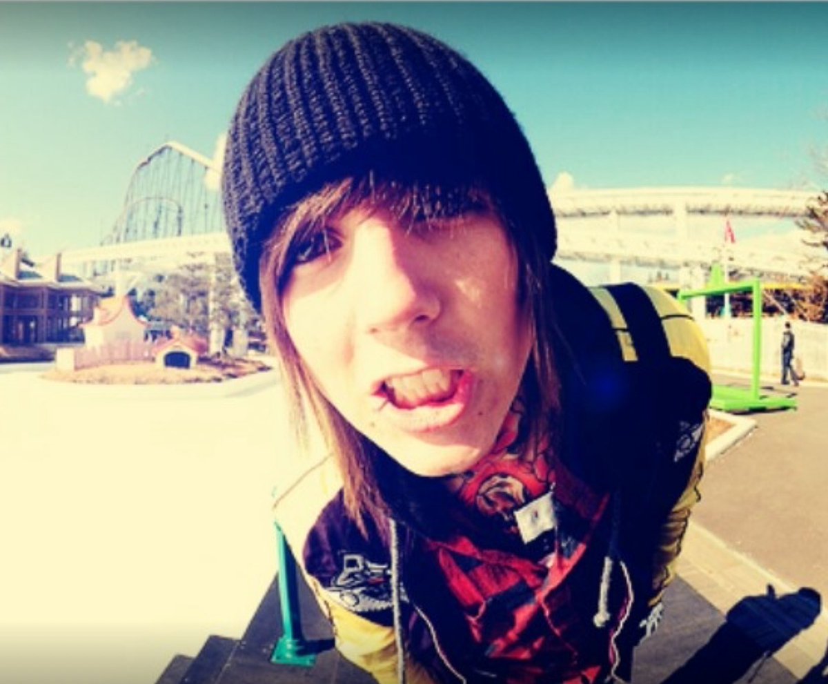 ˖ ༺ Lillysykes 𓏲𝄢 tweet media