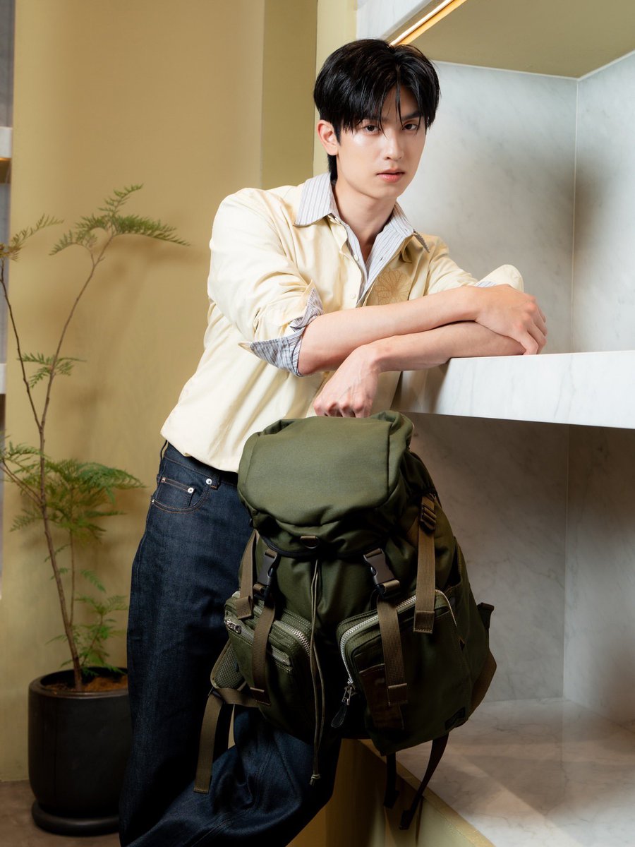 𝙘𝙝𝙖𝙧𝙢𝙞𝙣𝙜 𝙗𝙤𝙮 ♡︎ tweet media