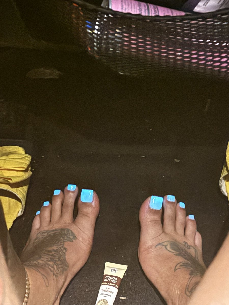 GentryGentry98's tweet photo. Love a good toe sucker 😩 https://t.co/l7MWP6TzJK https://t.co/2Z3mI6d006