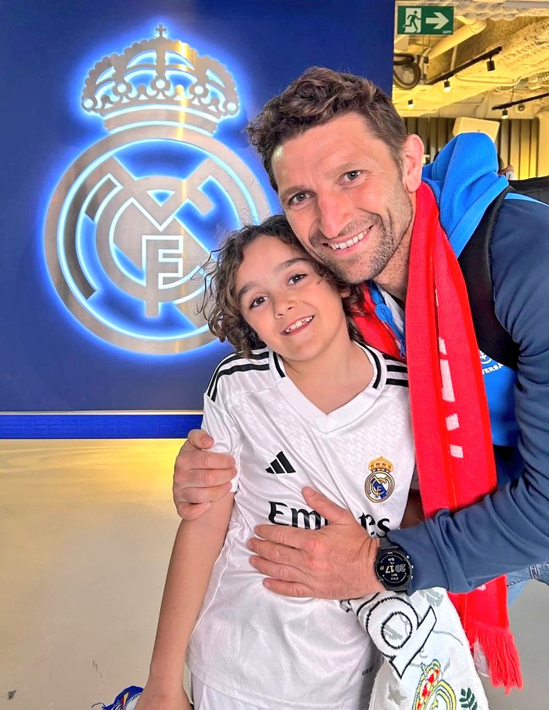 ĐȺvɨđ MȺɍŧín tweet media