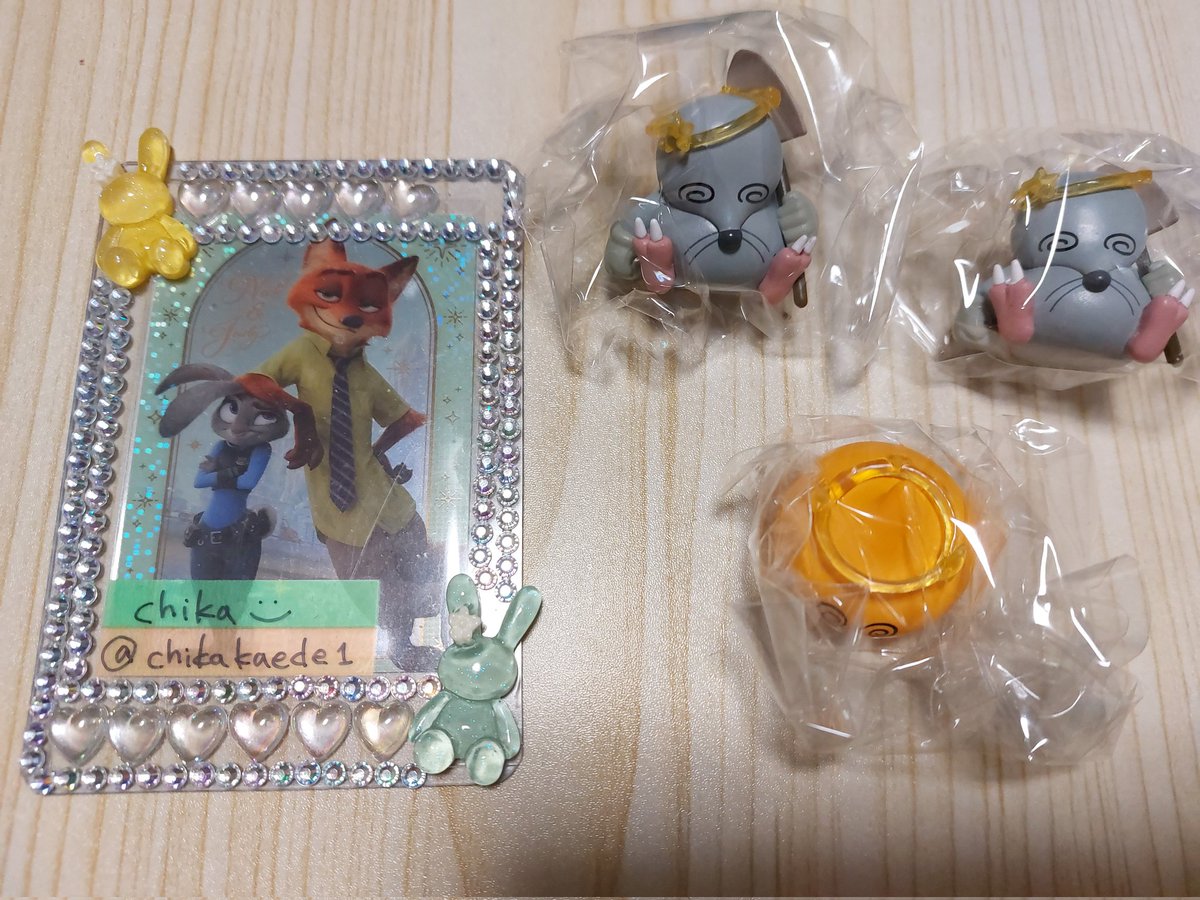 chika ·͜· tweet media