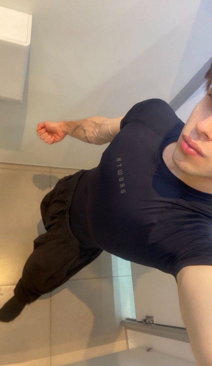 desgarron tweet media