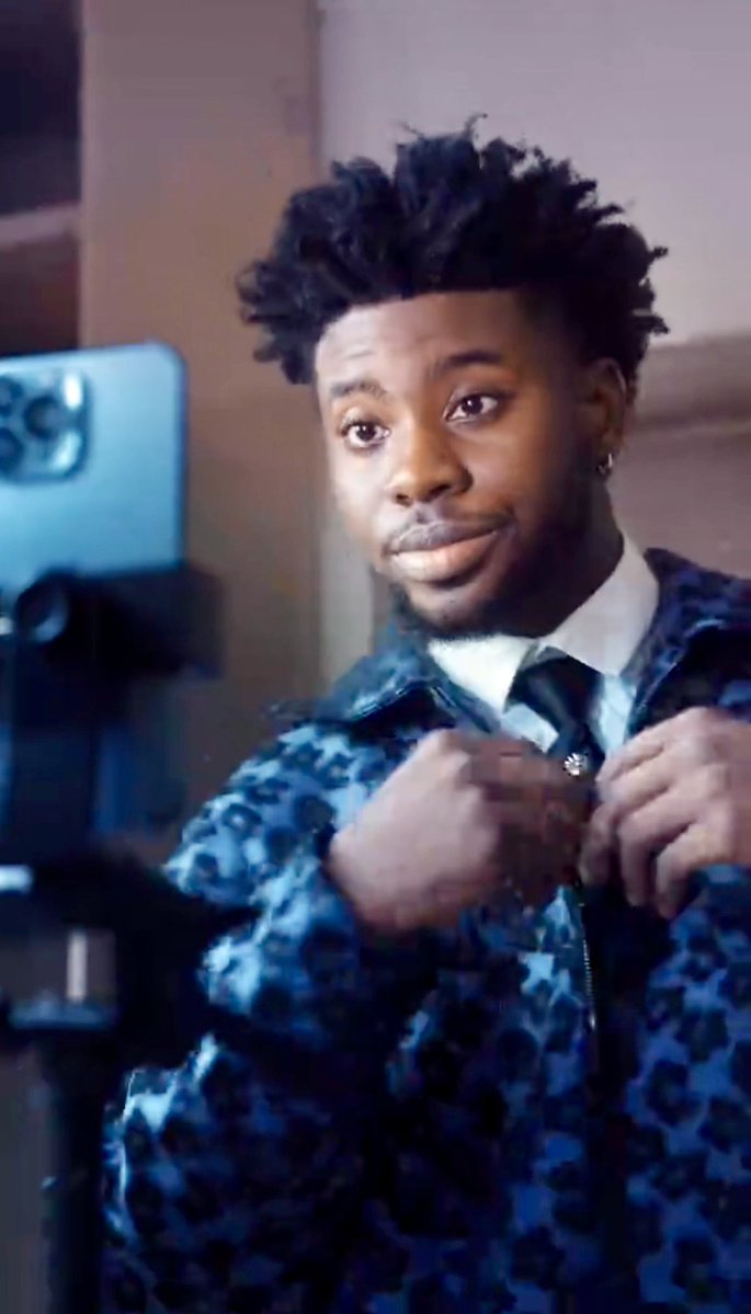 RainyZionn tweet media