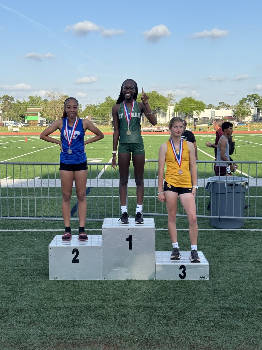 Cy Falls Girl’s Track tweet media