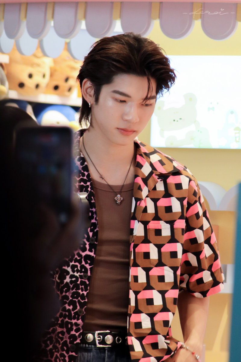 ᴋᴏʀ-ᴏɪ 💜 tweet media