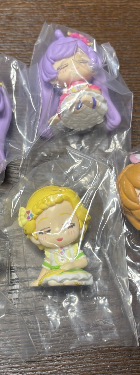 ドリアン tweet media