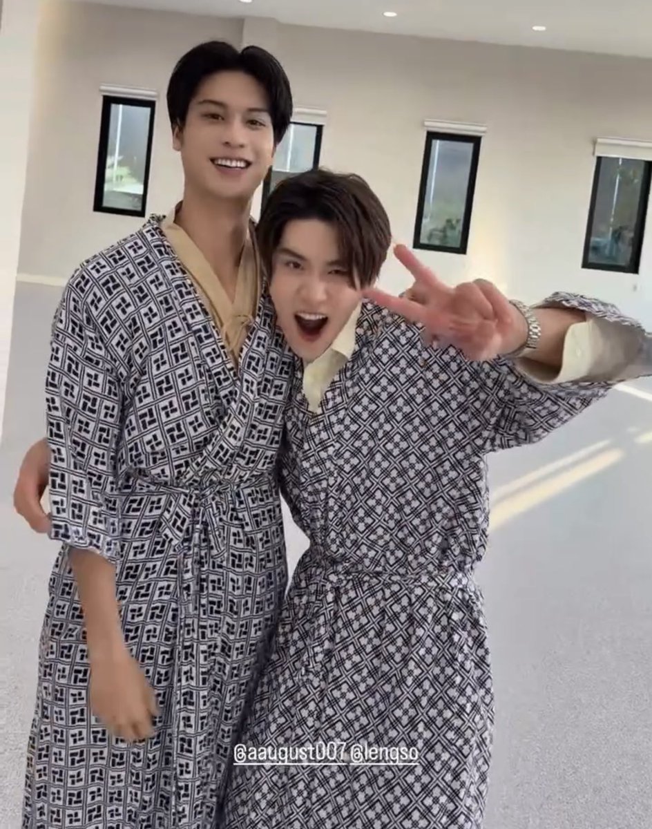 lengtnpz's tweet photo. cuuuuuuute 🥺🥺🥺

#lengthanaphon
#augustleng https://t.co/hiTCiG1gvJ