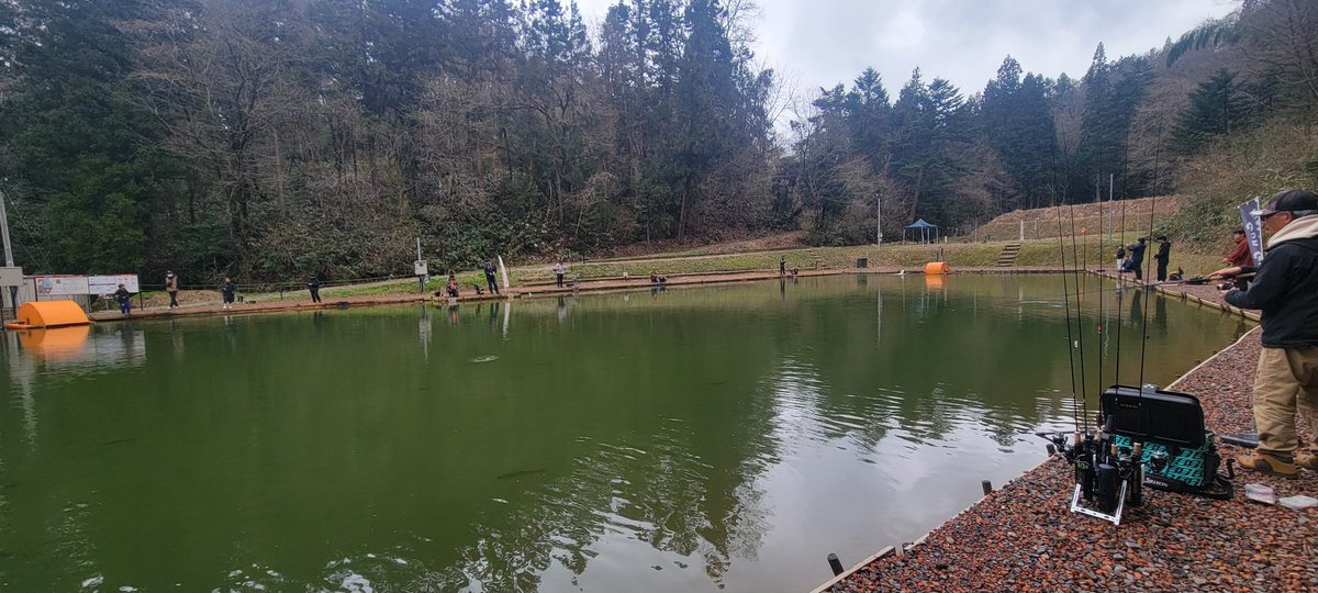 yuta12tanabe24's tweet photo. 11時までグングン!🎣
マイクロ◎
表層クランク◎
ニョロ◎
ミノー○
そんな感じでめっちゃ釣れました✨
ニョロの迷っていたフックセッティングがようやく決まった🤣
#zpi
#proarm
#WeekdayGunGunCup https://t.co/qR0LB1LL40