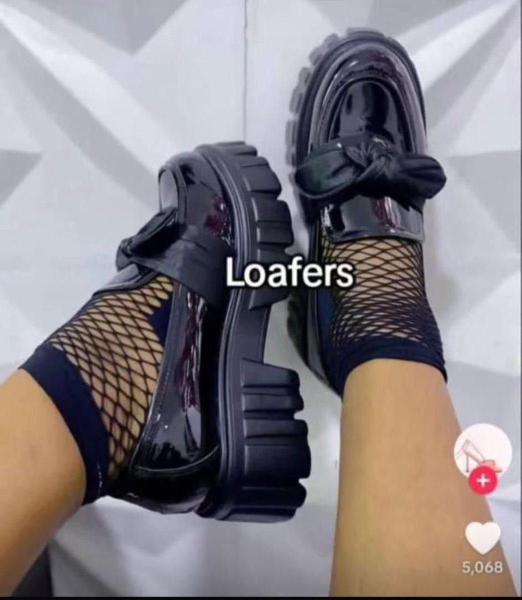 Raliya_Foot-wears tweet media