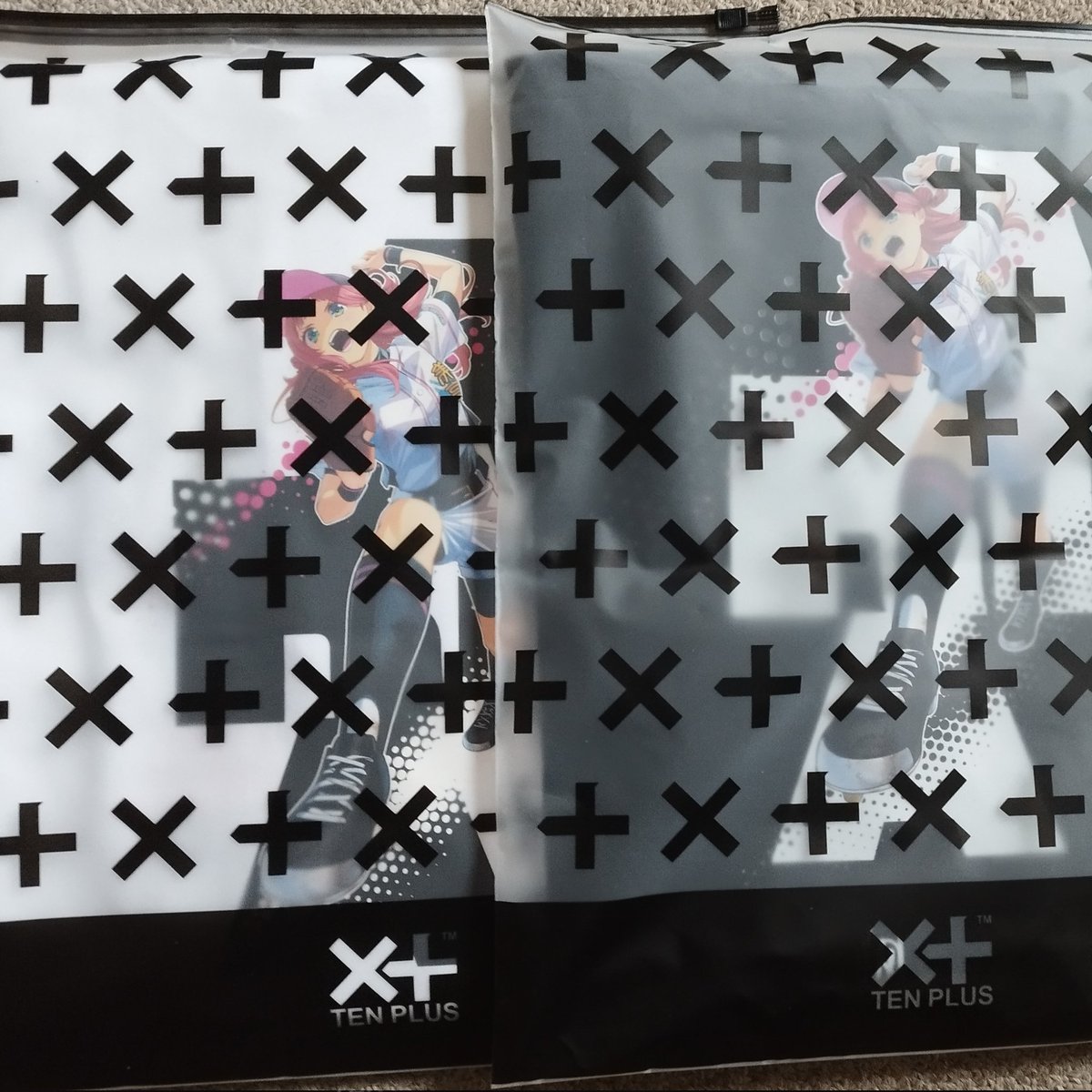tiara_G99's tweet photo. 南瓜の手元にも届いてます
かなりしっかりしたシャツで驚き https://t.co/WFk2YwJWql