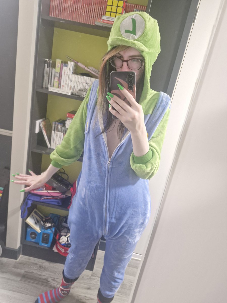 ChloeKatrielle🟦☁️ tweet media