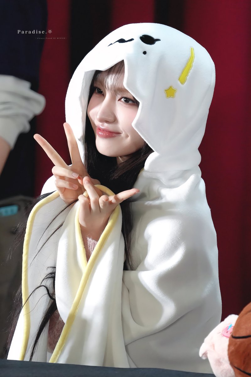 PRD_MN_23's tweet photo. 🐈

😆😆😆

#AprilFoolDay #IVE #LIZ #리즈 https://t.co/CJv11MmDWq