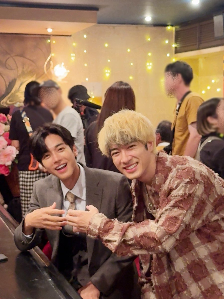 M_jihu's tweet photo. これまでキンパとおにぎりをご視聴いただき 
愛してくださり、心から感謝いたします
おかげで本当に楽しかったです
チームのみんなのおかげで幸せでした～
カン・ジュンホを演じさせてもらえて、とても嬉しかったです
また良い形でみなさんとお会いできるようにがんばります!!✨🍙
#キンパとおにぎり https://t.co/nDtlbS8qYJ