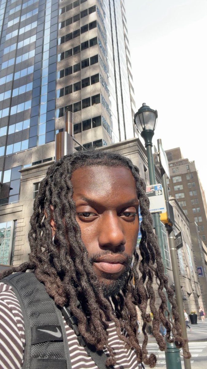 🙂‍↕️ tweet media